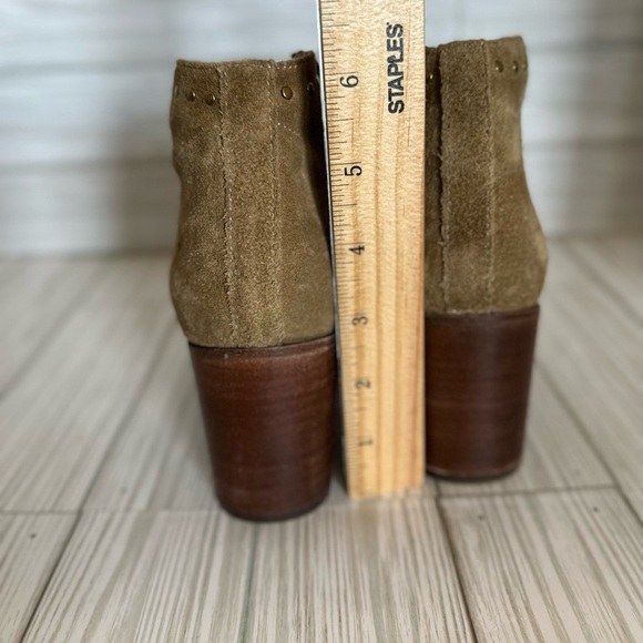 Frye ankle Tan Suede Studded Nora Side Zip women’s Booties - Picture 4 of 15